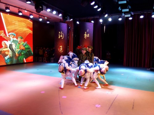 元旦文艺汇演 (2)